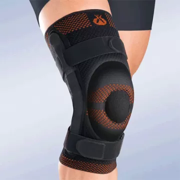 Бандаж жорсткий на колінний суглоб Orliman Rodisil 9106